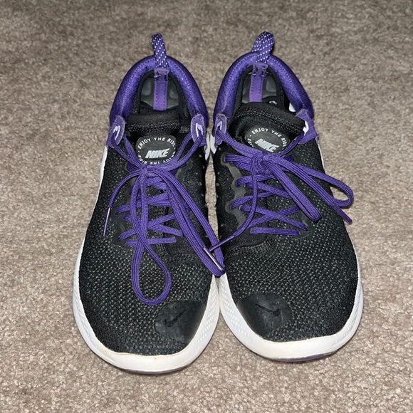 Worn Nike JOYRIDE sneakers - Picture 1 of 5